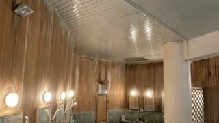 大浴場の天井カビ処理